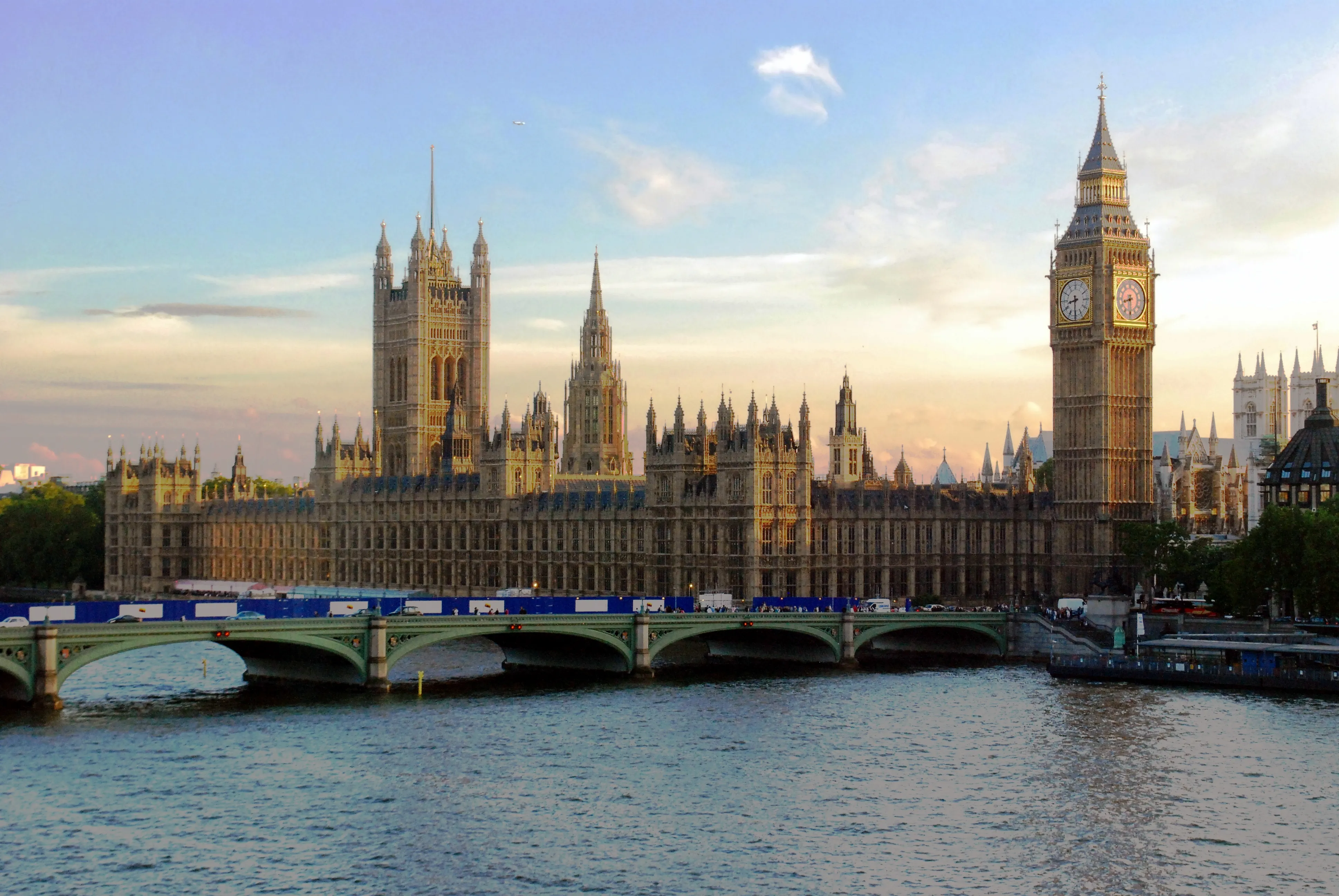 Parliament_at_Sunset